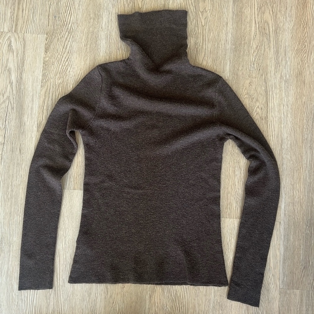 Rihoas Turtleneck!